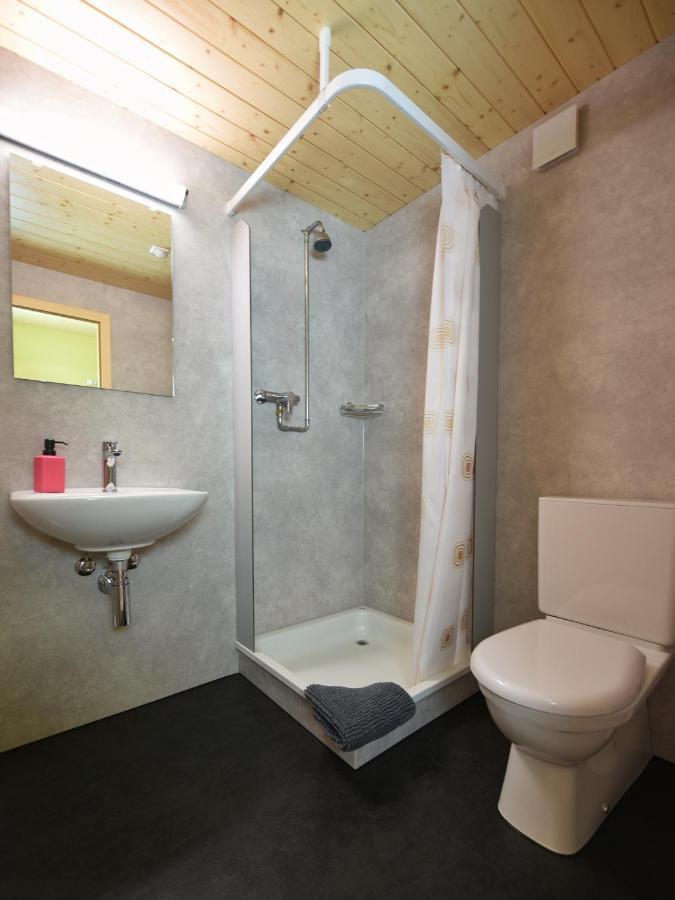 Albergue Schutzenbach Backpackers For Adults 18-35 Lauterbrunnen Exterior foto