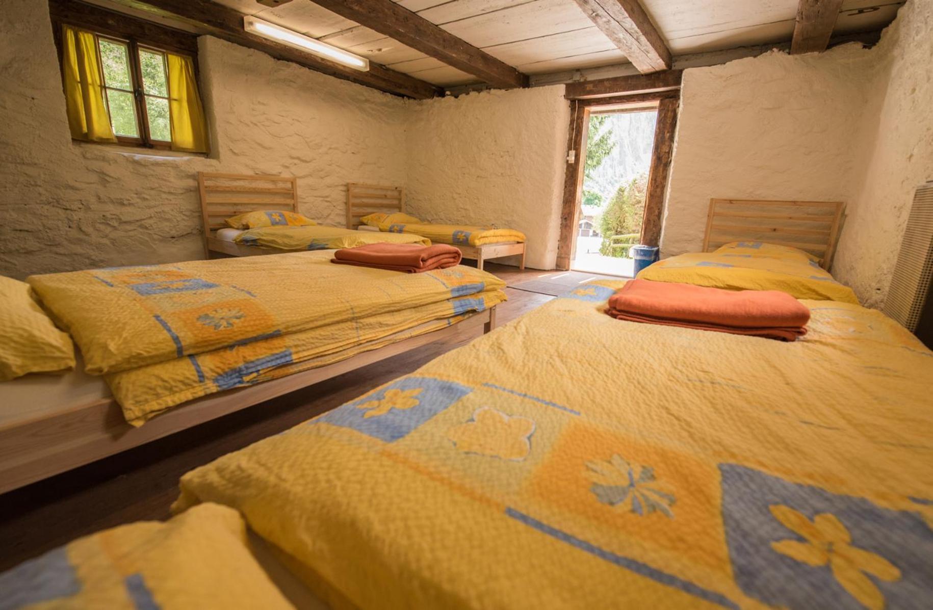Albergue Schutzenbach Backpackers For Adults 18-35 Lauterbrunnen Exterior foto